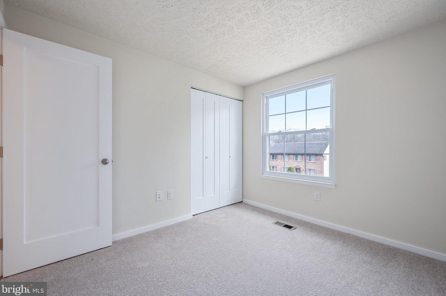 7210 Main Falls Cir, Baltimore MD  21228-2446 exterior