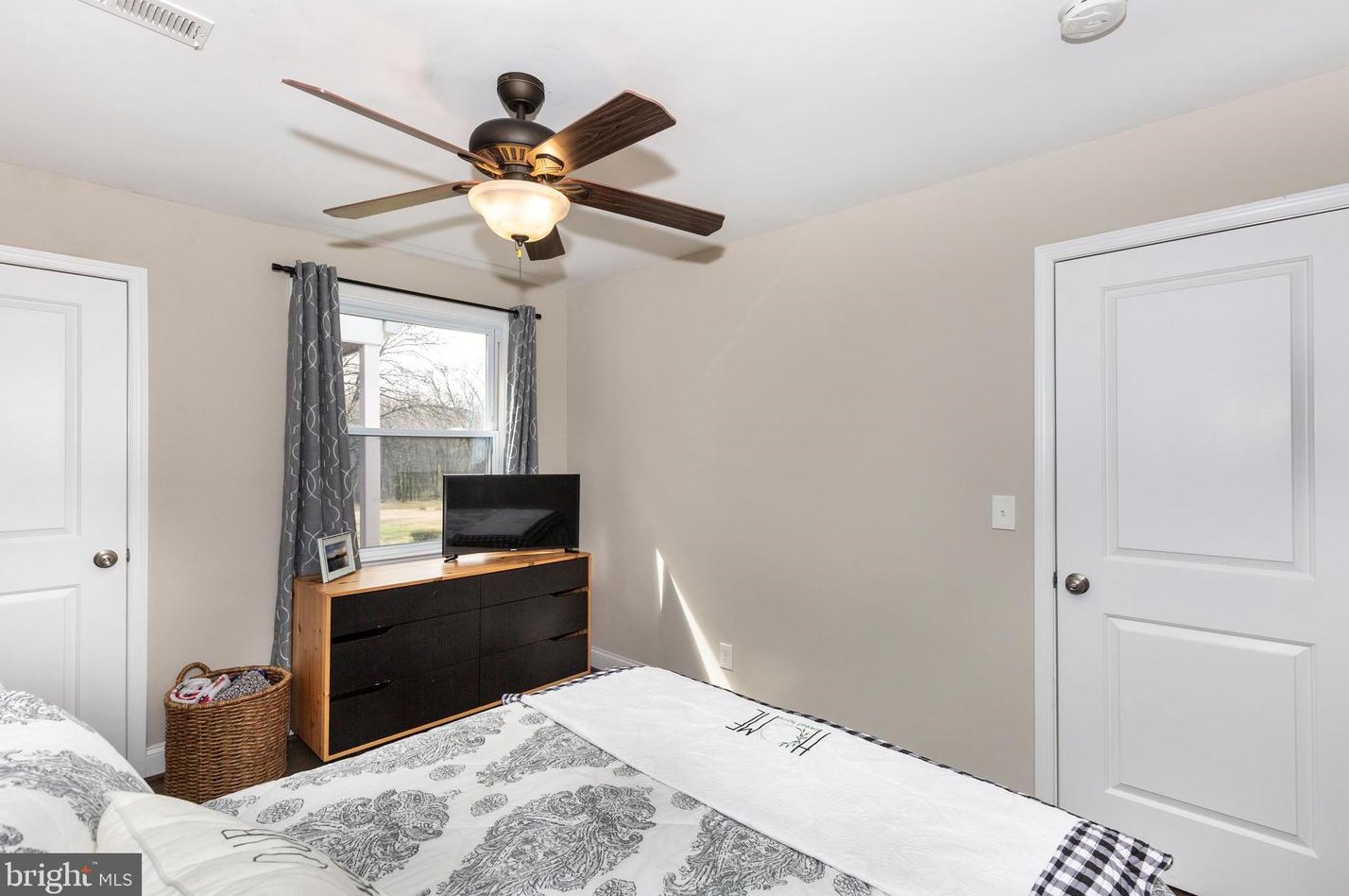 1919 Clearwood Rd, Baltimore MD  21234-3813 exterior