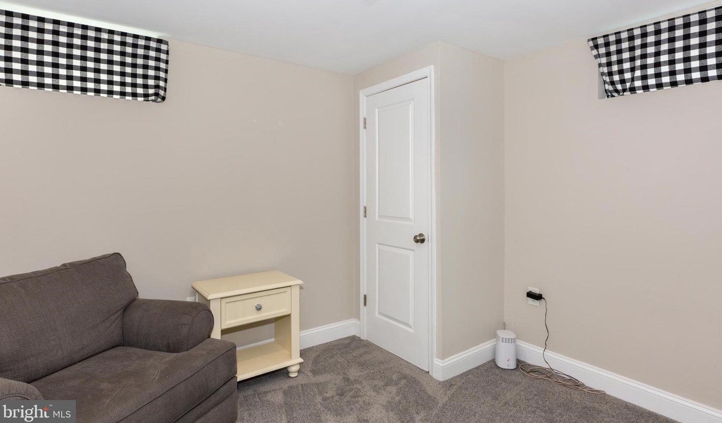 1919 Clearwood Rd, Baltimore MD  21234-3813 exterior