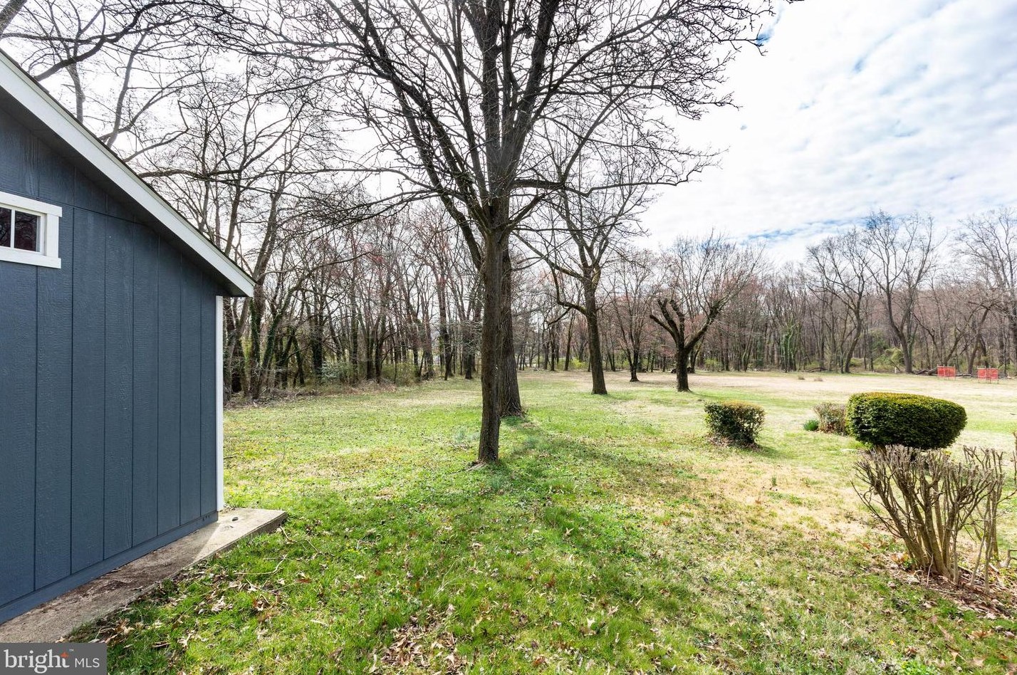 1919 Clearwood Rd, Baltimore MD  21234-3813 exterior