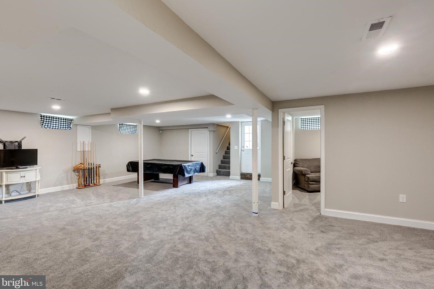 1919 Clearwood Rd, Baltimore MD  21234-3813 exterior