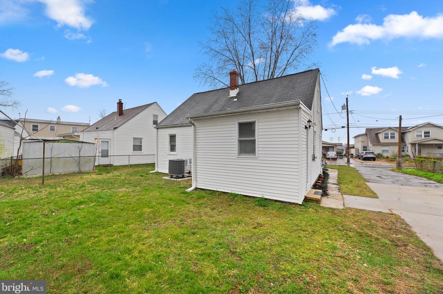 8203 Northview Rd, Baltimore MD  21222-6024 exterior