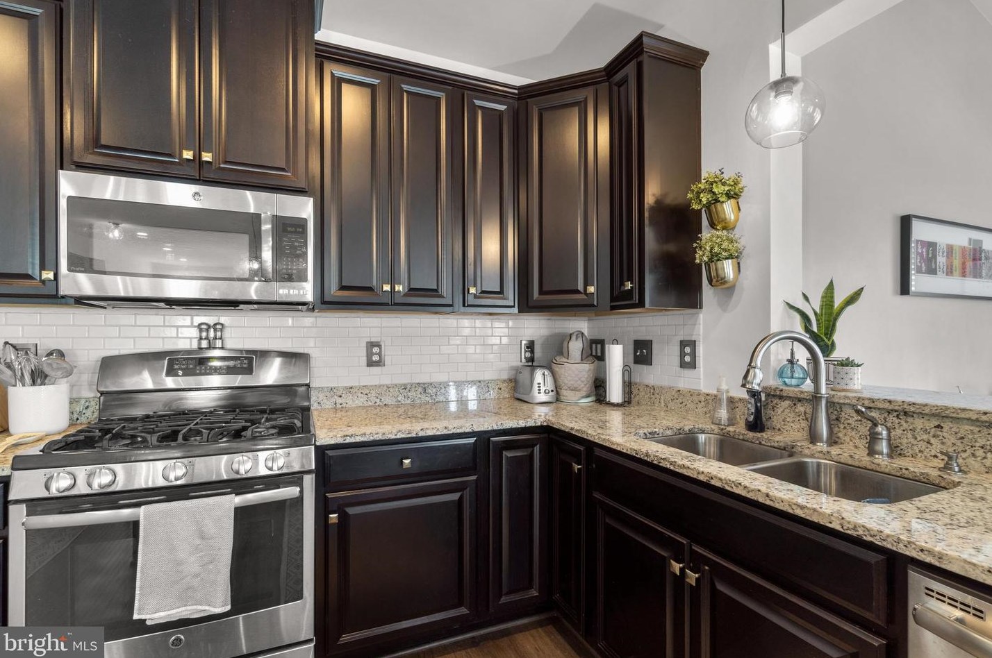 7702 Inwood Ave, Baltimore MD  21228-1030 exterior