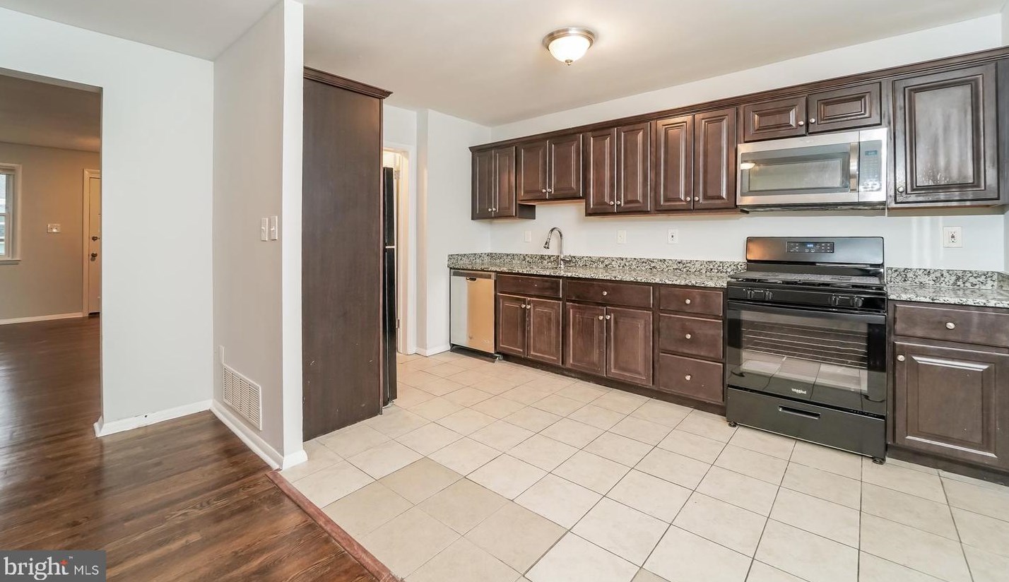 5637 Arnhem Rd, Baltimore MD  21206-2924 exterior