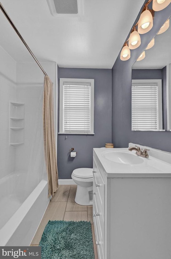 1831 Loch Shiel Rd, Baltimore MD  21234-5217 exterior
