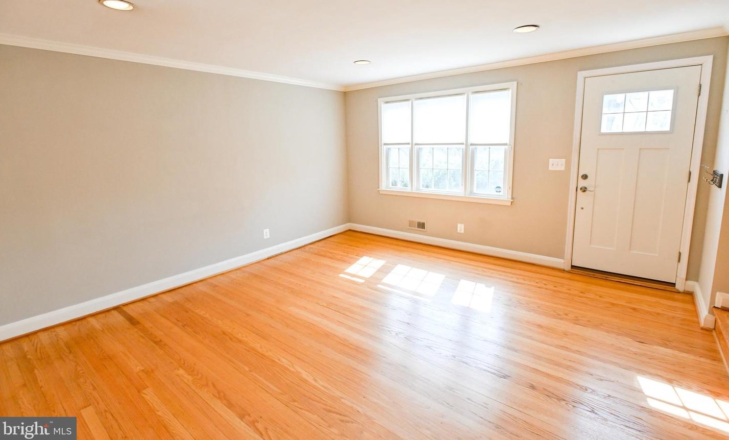 115 Stanmore Rd, Baltimore MD  21212-1132 exterior