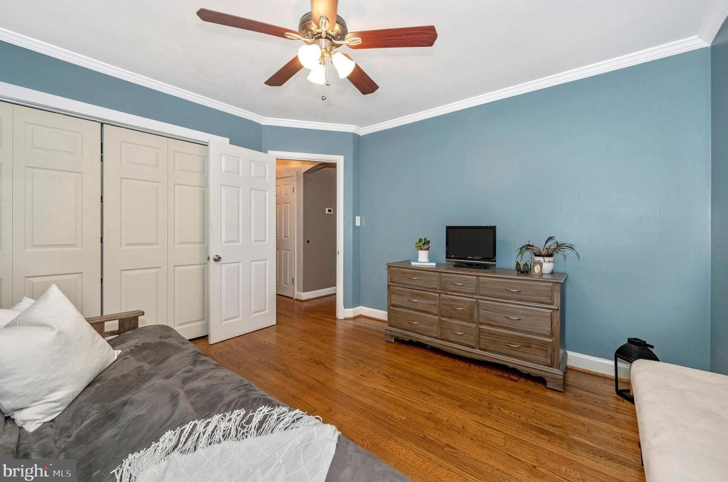 1248 Elm Rd, Baltimore MD  21227-3939 exterior