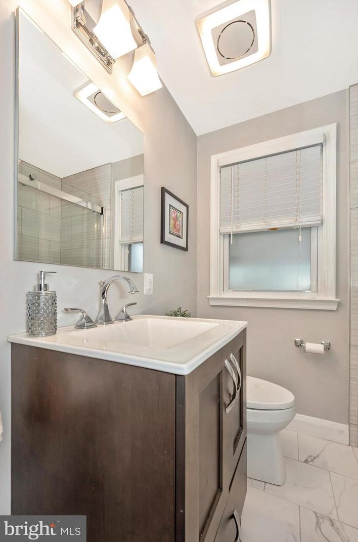 1248 Elm Rd, Baltimore MD  21227-3939 exterior