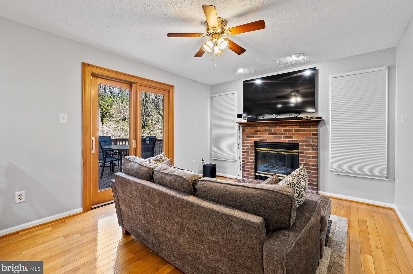 9318 Hines Estates Dr, Baltimore MD  21234-1319 exterior