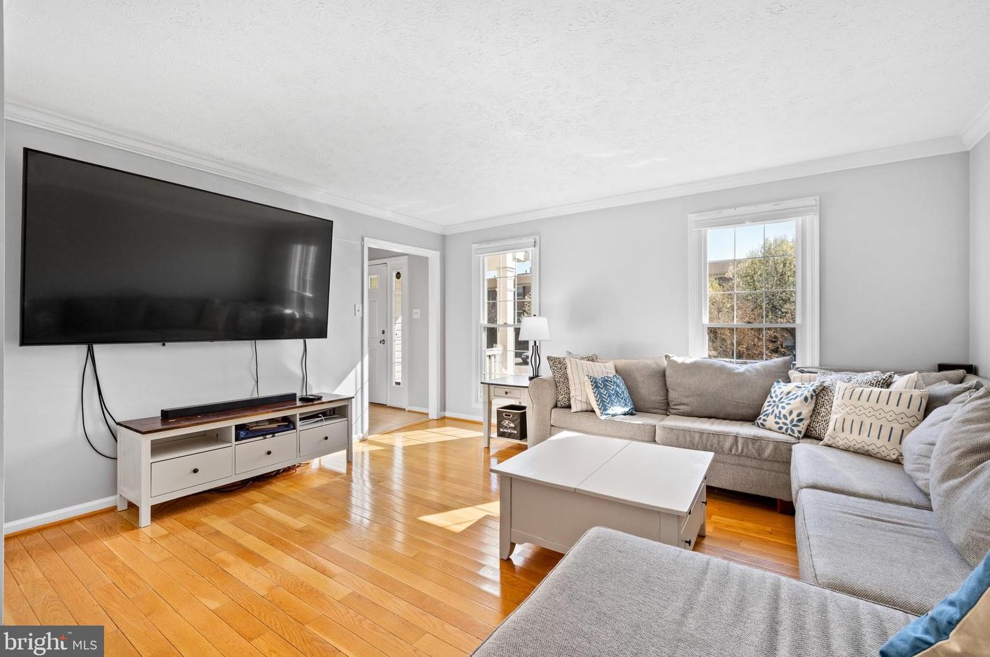 9318 Hines Estates Dr, Baltimore MD  21234-1319 exterior