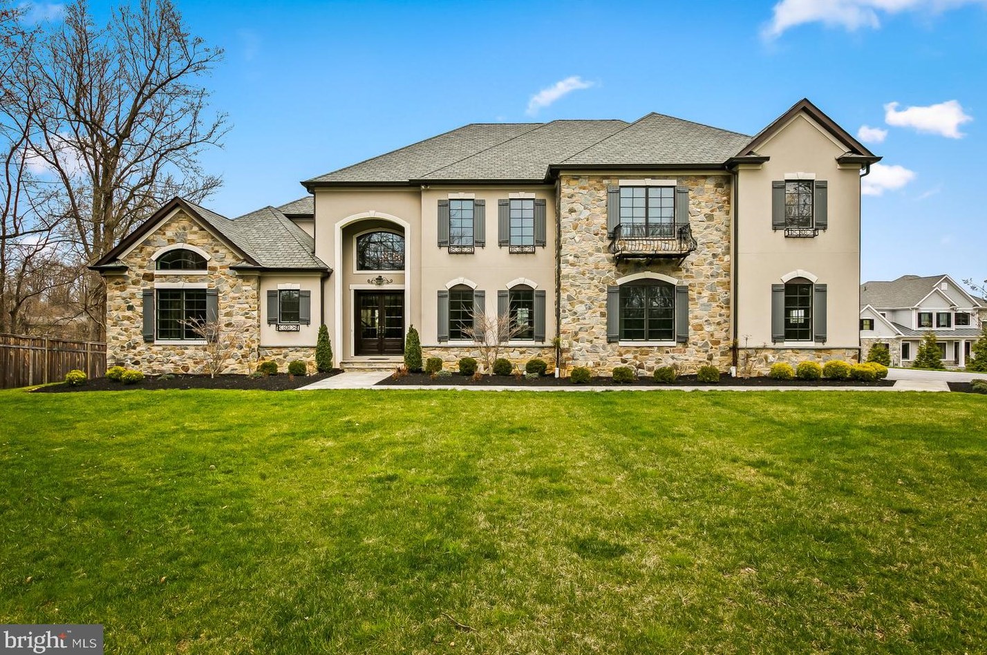 2950 Woodvalley Dr, Baltimore MD  21208-1966 exterior