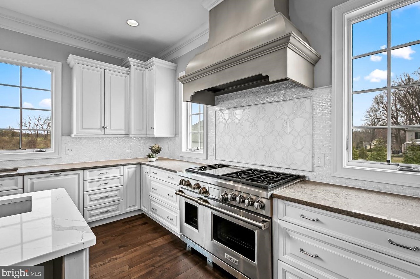 2950 Woodvalley Dr, Baltimore MD  21208-1966 exterior