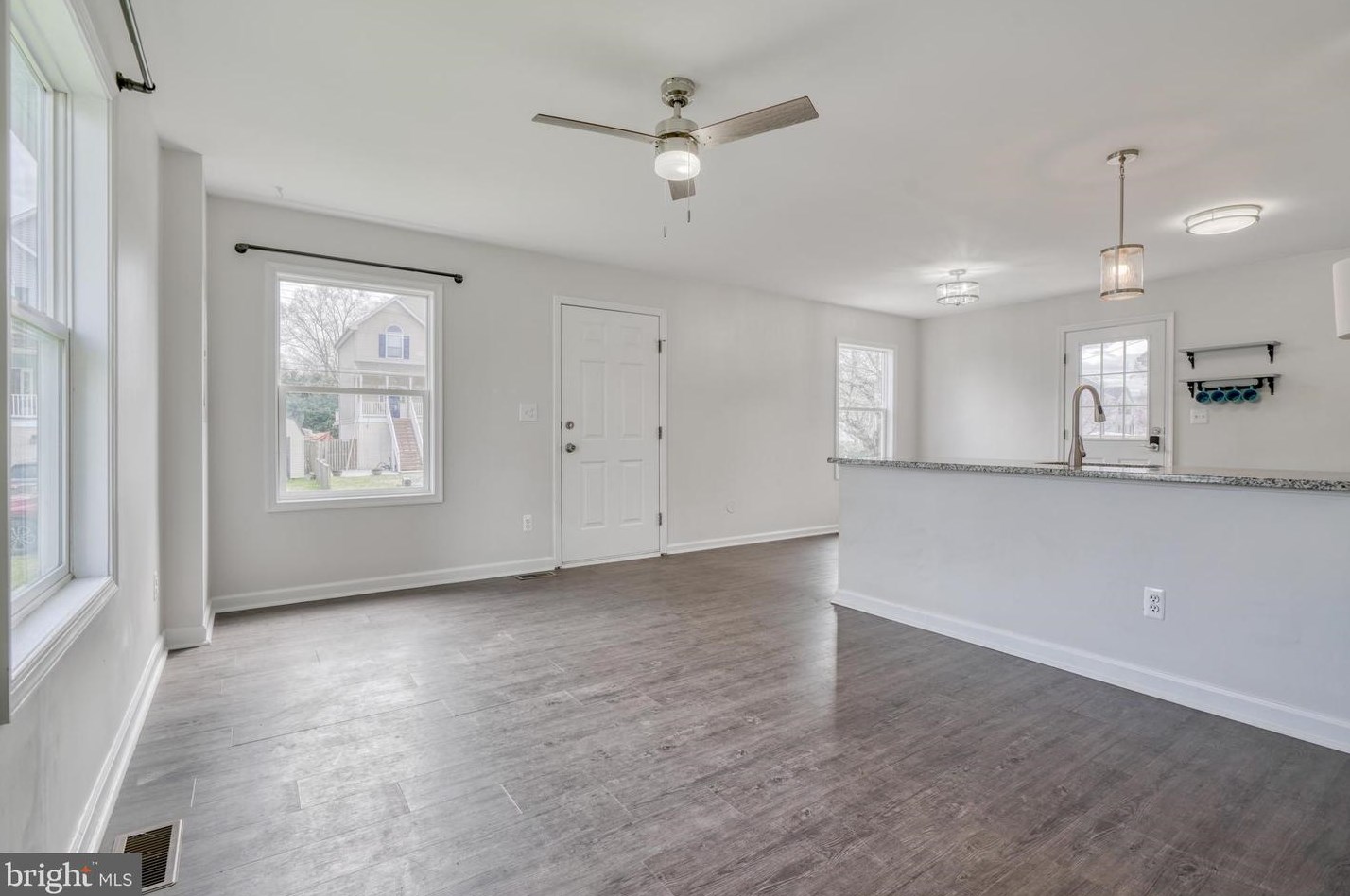 13220 Rivervan Ave, Baltimore MD  21220-1138 exterior