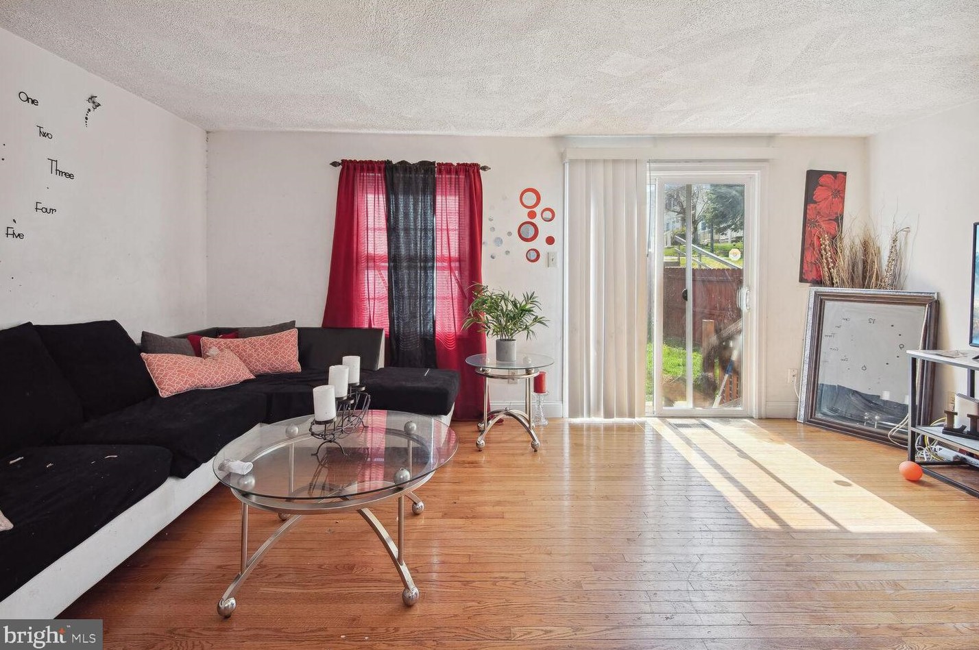 5369 King Arthur Cir, Baltimore MD  21237-4016 exterior