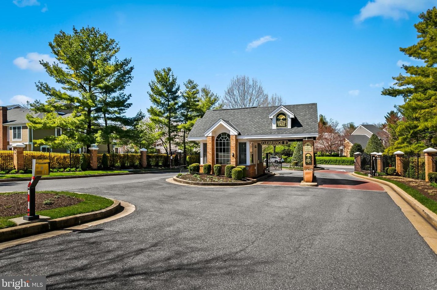 8 Woodchester Ct, Baltimore MD 21208-6382 exterior