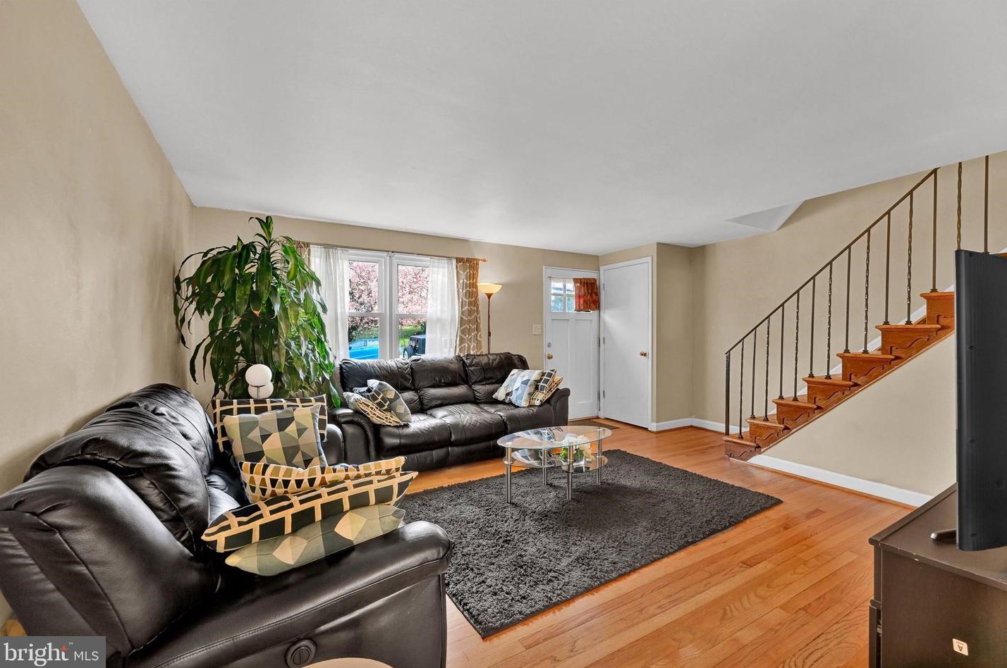 6402 Falkirk Rd, Baltimore MD 21239-1719 exterior