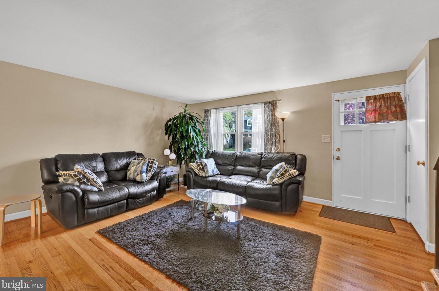 6402 Falkirk Rd, Baltimore MD 21239-1719 exterior