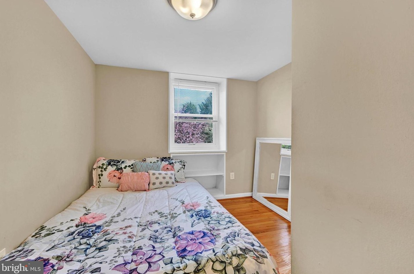 6402 Falkirk Rd, Baltimore MD 21239-1719 exterior