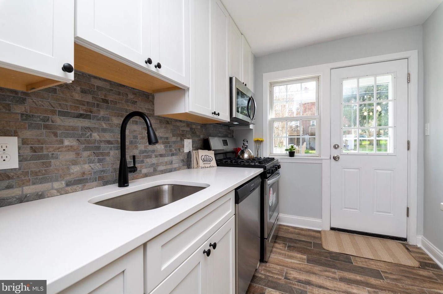 139 Regester Ave, Baltimore MD  21212-1539 exterior
