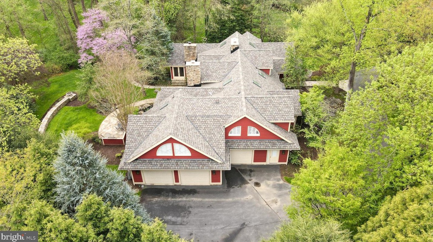 19 Roland Ct, Baltimore MD 21204-3550 exterior