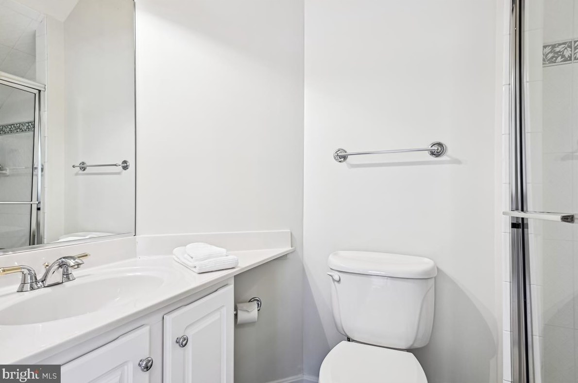 19 Roland Ct, Baltimore MD 21204-3550 exterior