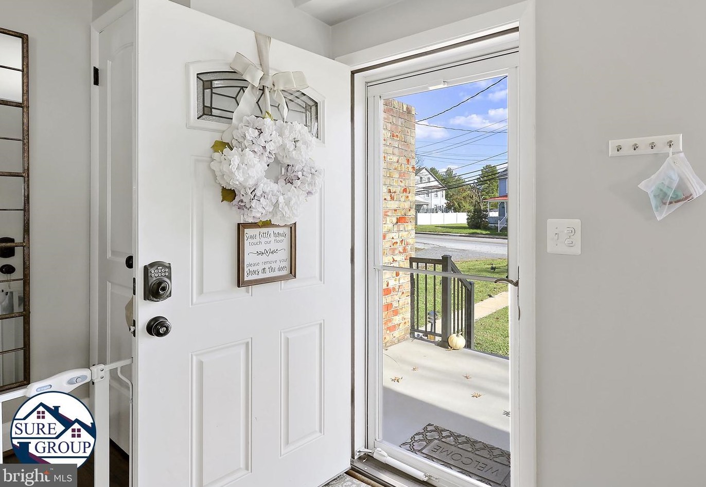 415 Ingleside Ave, Baltimore MD  21228-3310 exterior