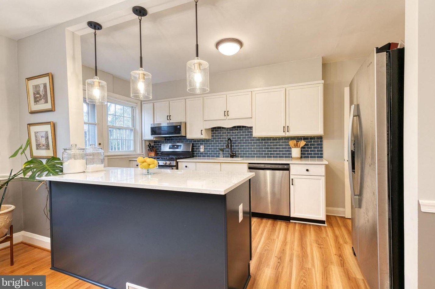340 Old Trail Rd, Baltimore MD  21212-1516 exterior