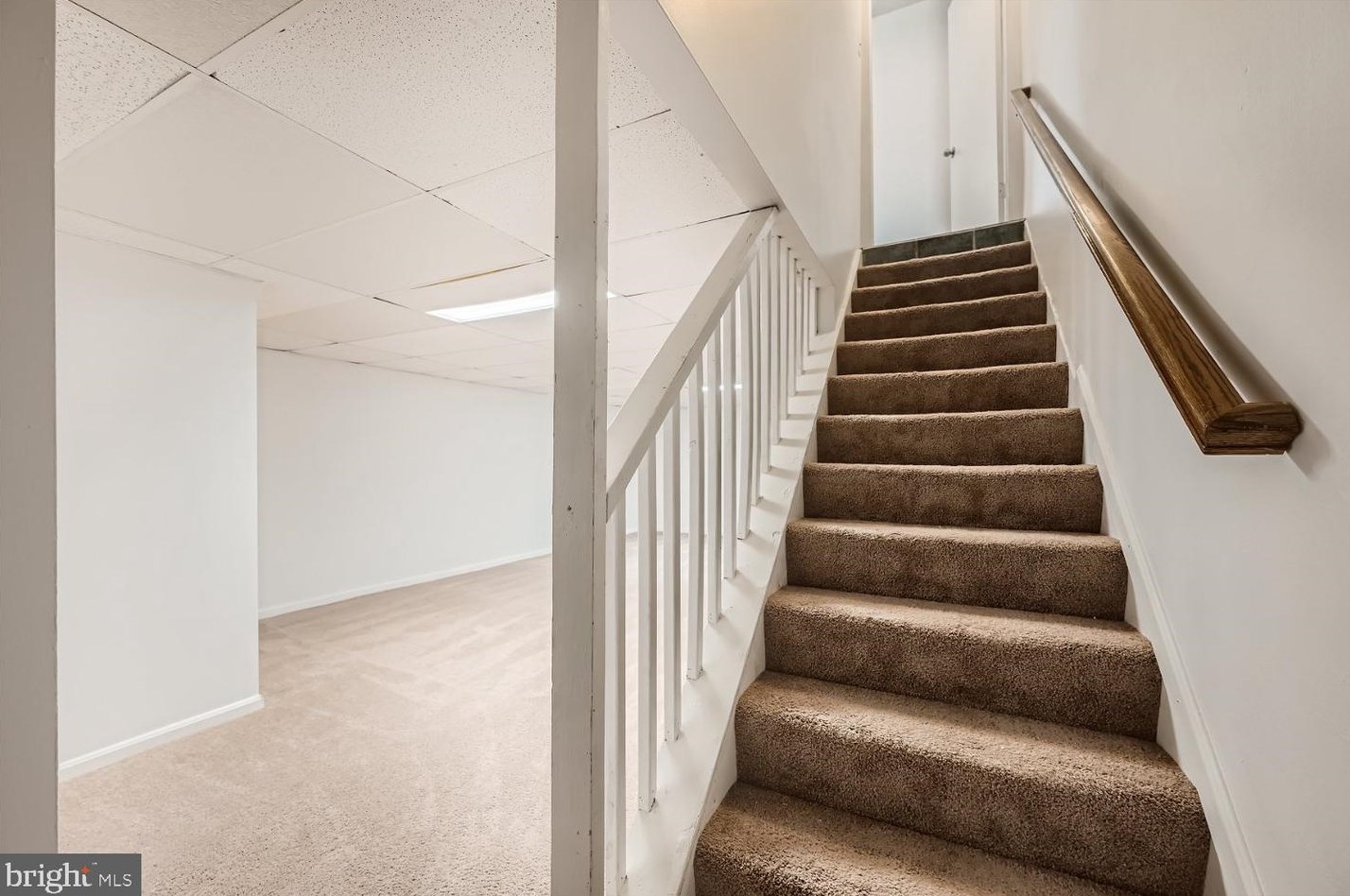 13 Holcumb Ct, Baltimore MD  21220-3642 exterior