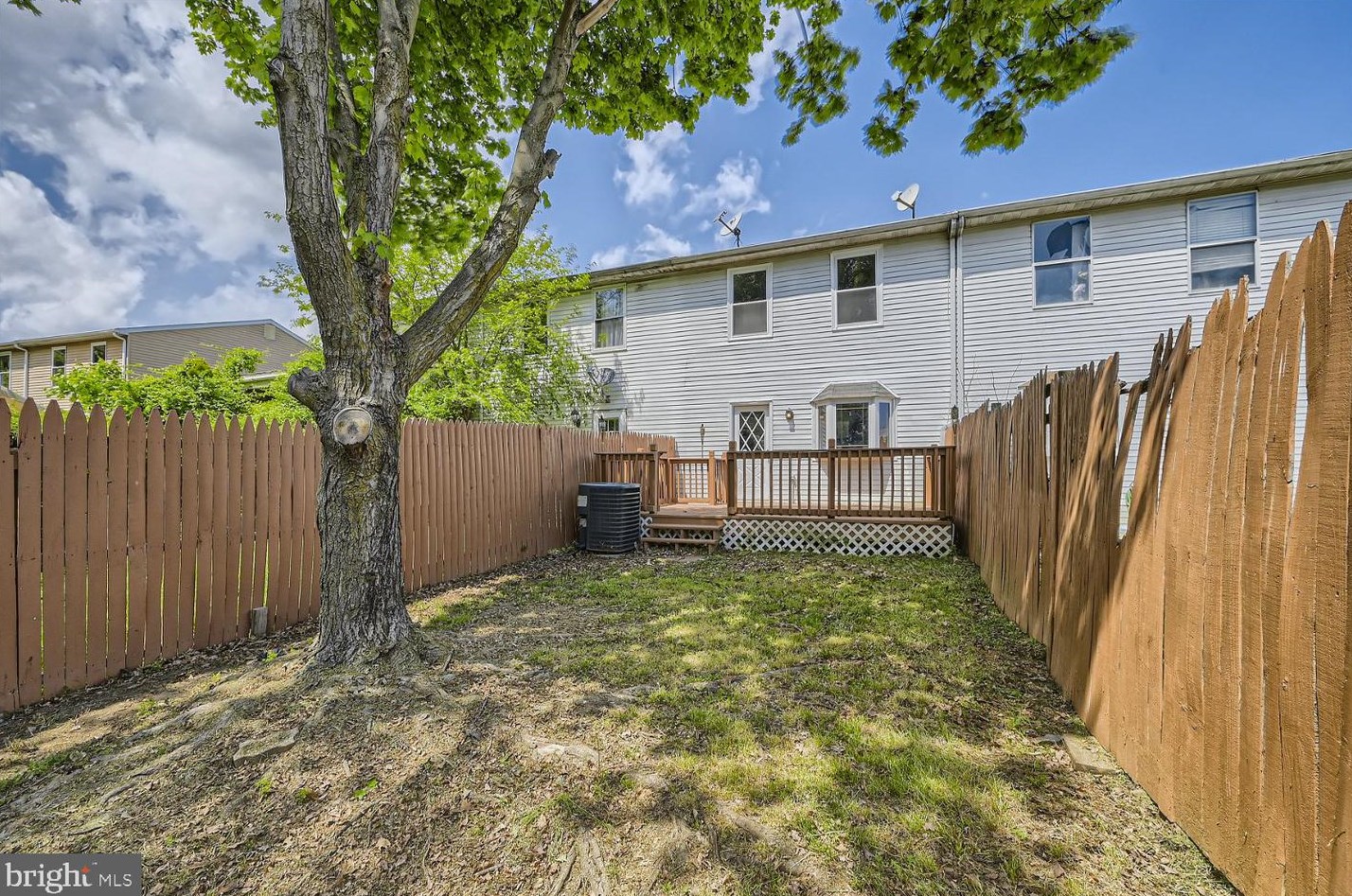 13 Holcumb Ct, Baltimore MD  21220-3642 exterior