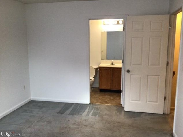 2096 Streamway Ct, Baltimore MD  21207-6084 exterior