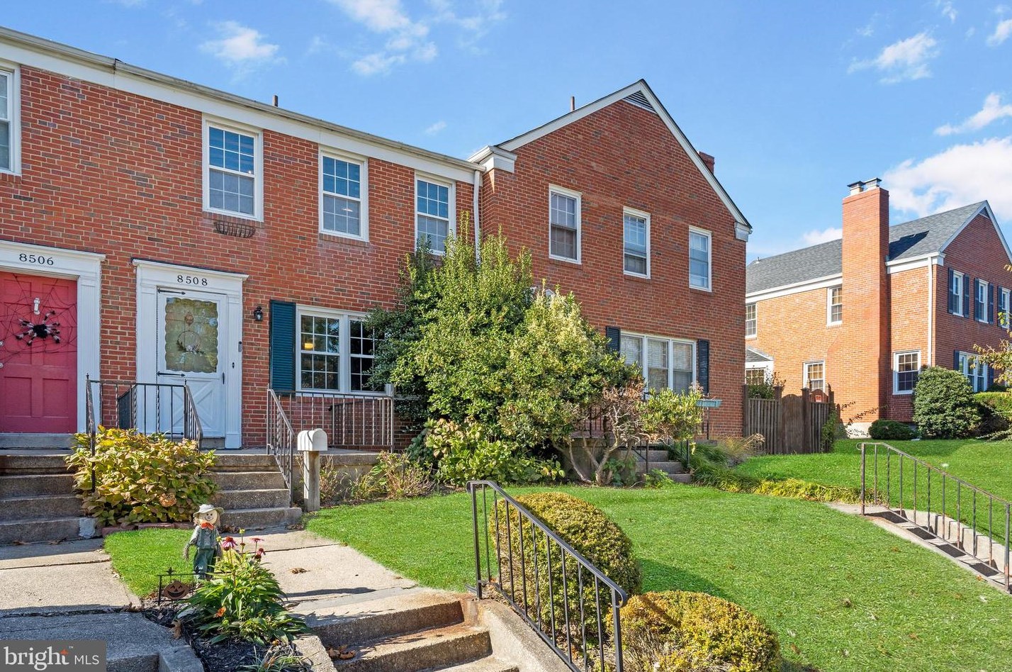 8508 Pleasant Plains Rd, Baltimore MD  21286-8139 exterior
