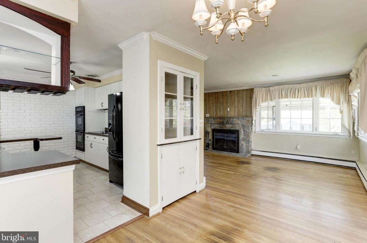5 Maple Ave, Baltimore MD  21206-1108 exterior