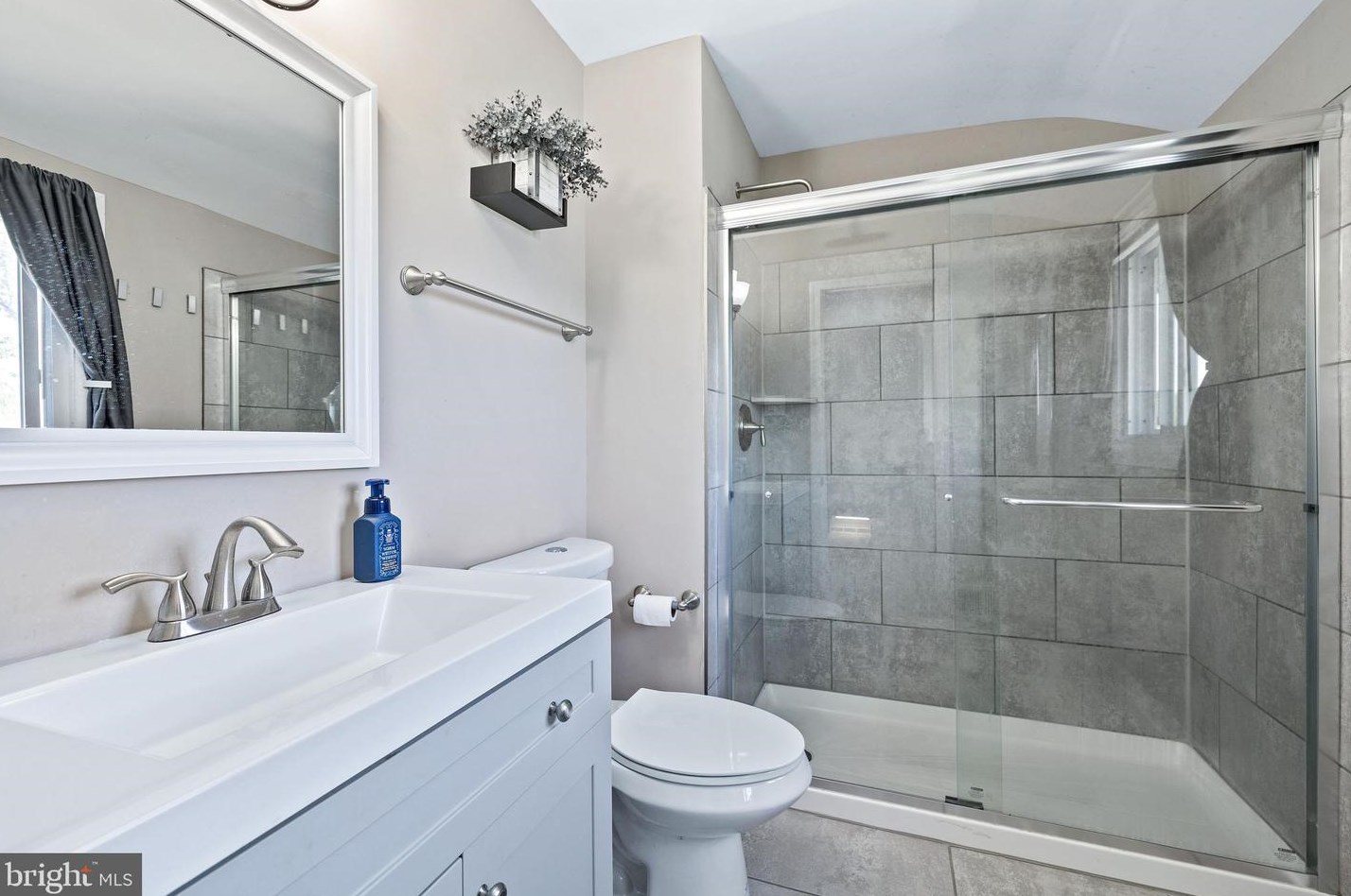 937 Cromwell Bridge Rd, Baltimore MD  21286-3323 exterior