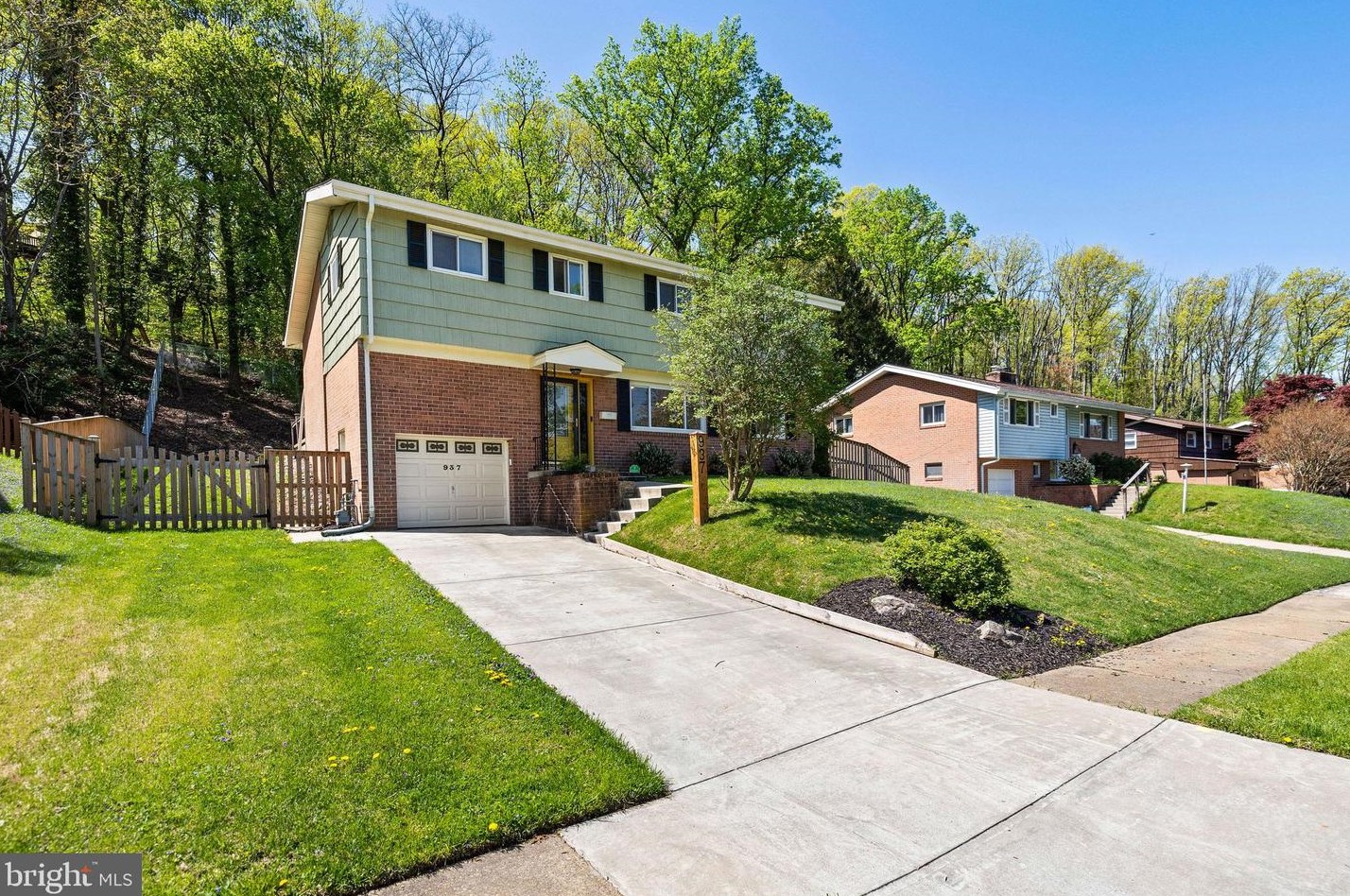 937 Cromwell Bridge Rd, Baltimore MD  21286-3323 exterior