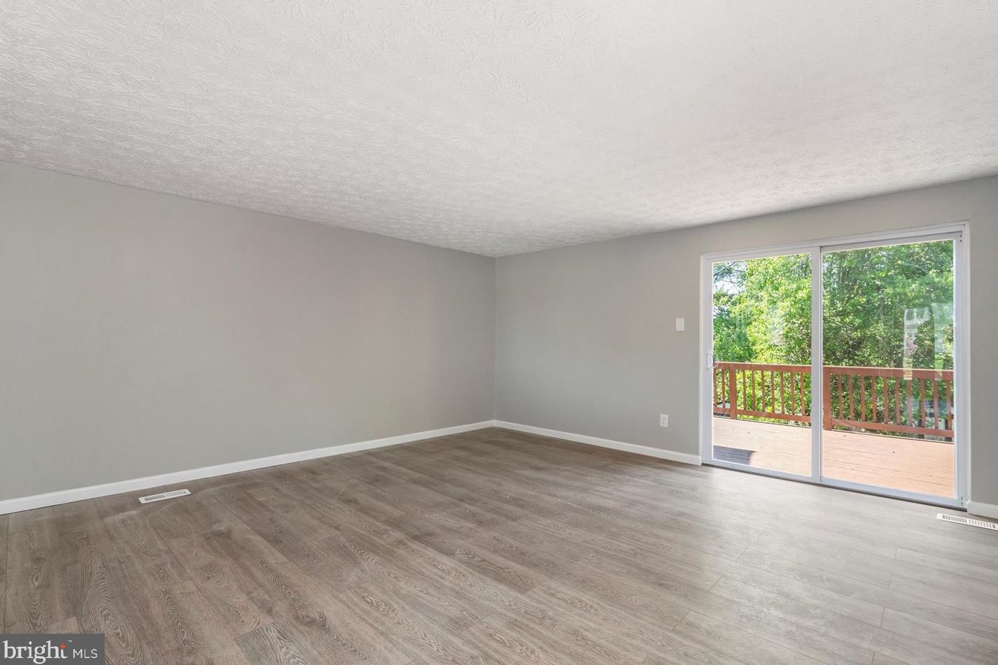 30 Rader Ct, Baltimore MD 21234-3363 exterior