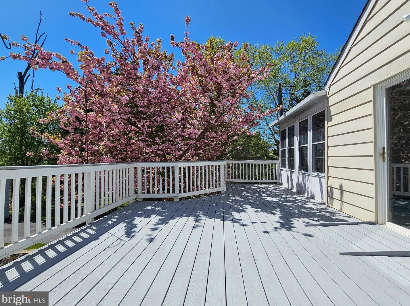 2521 Old Frederick Rd, Baltimore MD  21228-5423 exterior