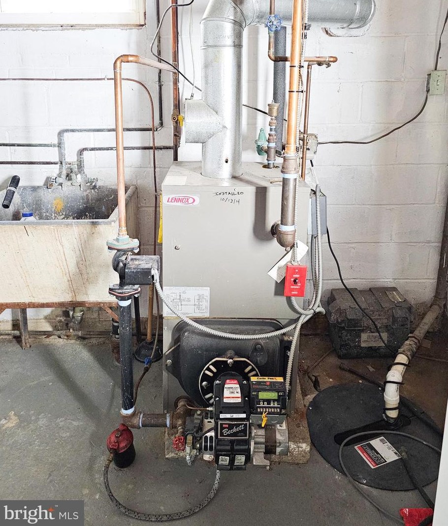 2521 Old Frederick Rd, Baltimore MD  21228-5423 exterior