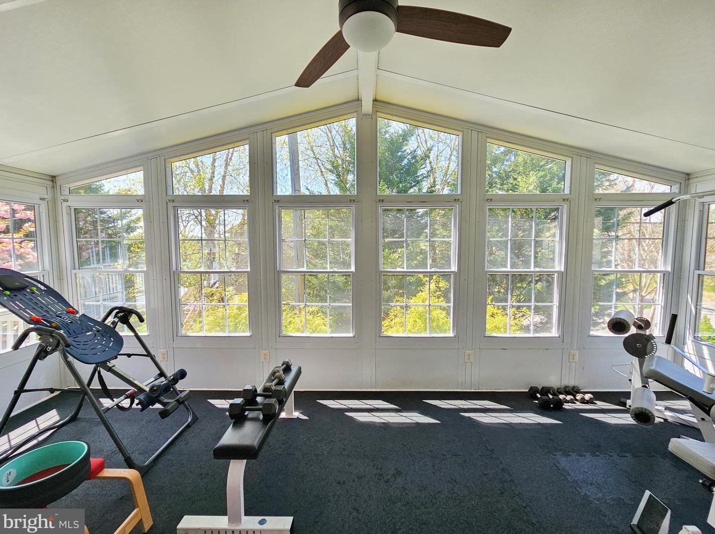 2521 Old Frederick Rd, Baltimore MD  21228-5423 exterior