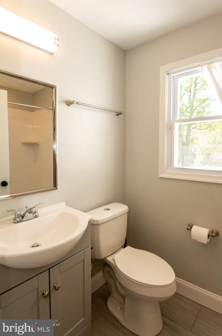 947 Kinwat Ave, Baltimore MD  21221-5219 exterior