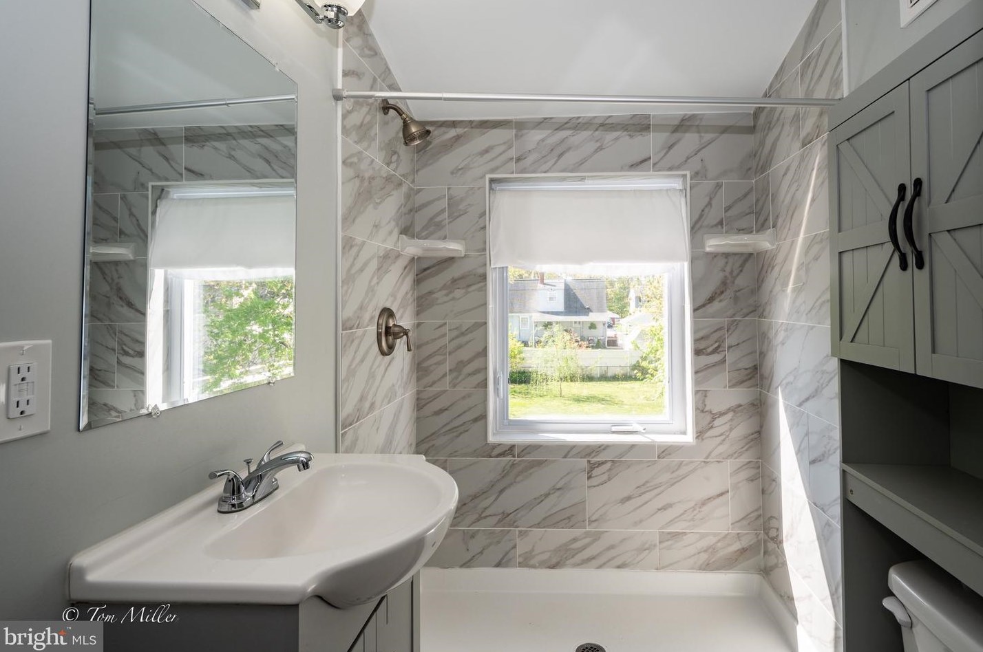 947 Kinwat Ave, Baltimore MD  21221-5219 exterior