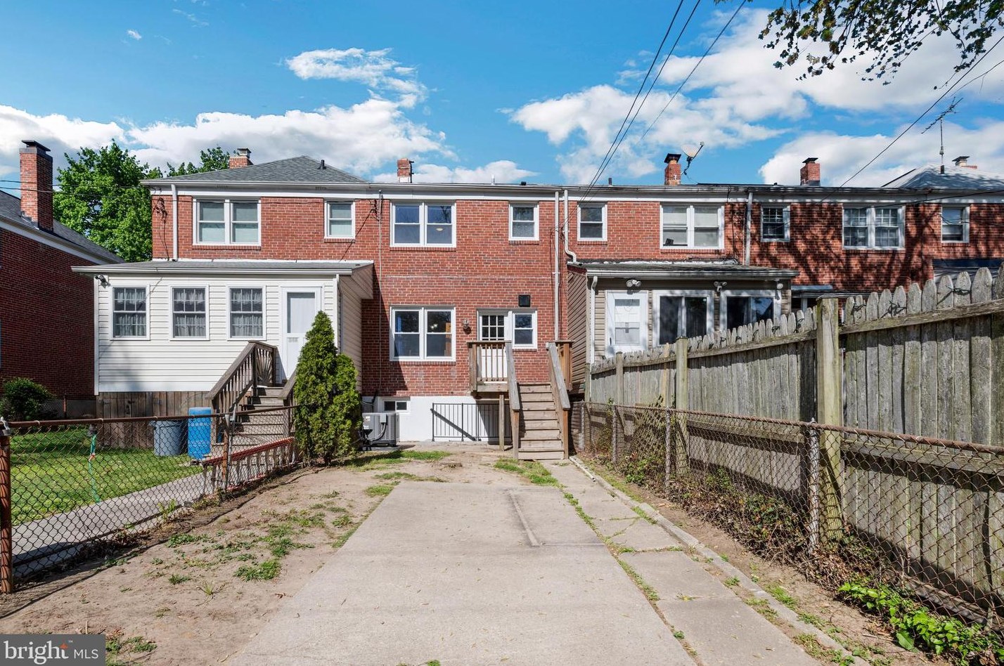 348 Grovethorn Rd, Baltimore MD  21220-4801 exterior