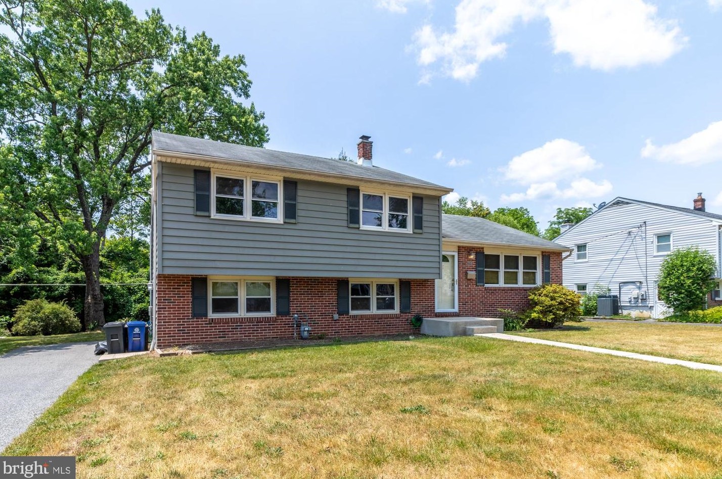 1621 Jeffers Rd, Baltimore MD  21204-1929 exterior