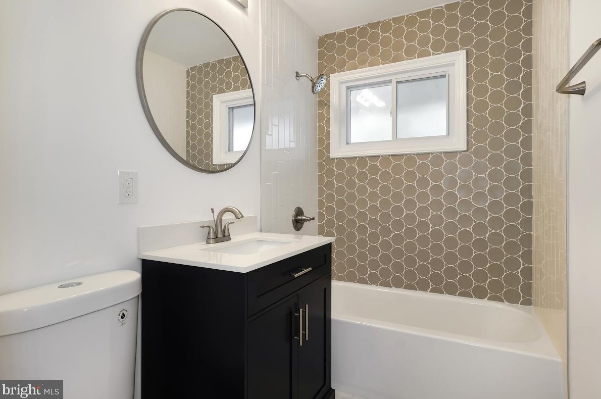 1323 Church Hill Dr, Baltimore MD  21208-3722 exterior