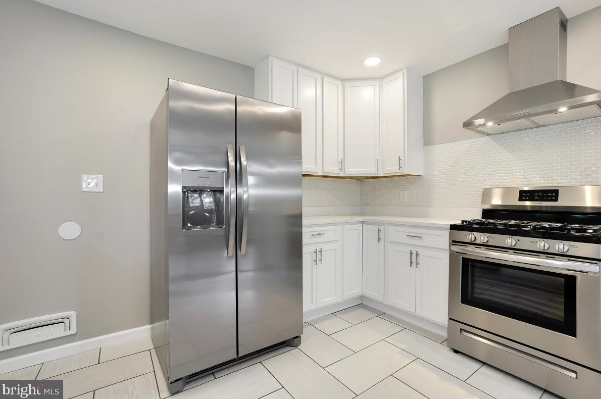 1323 Church Hill Dr, Baltimore MD  21208-3722 exterior