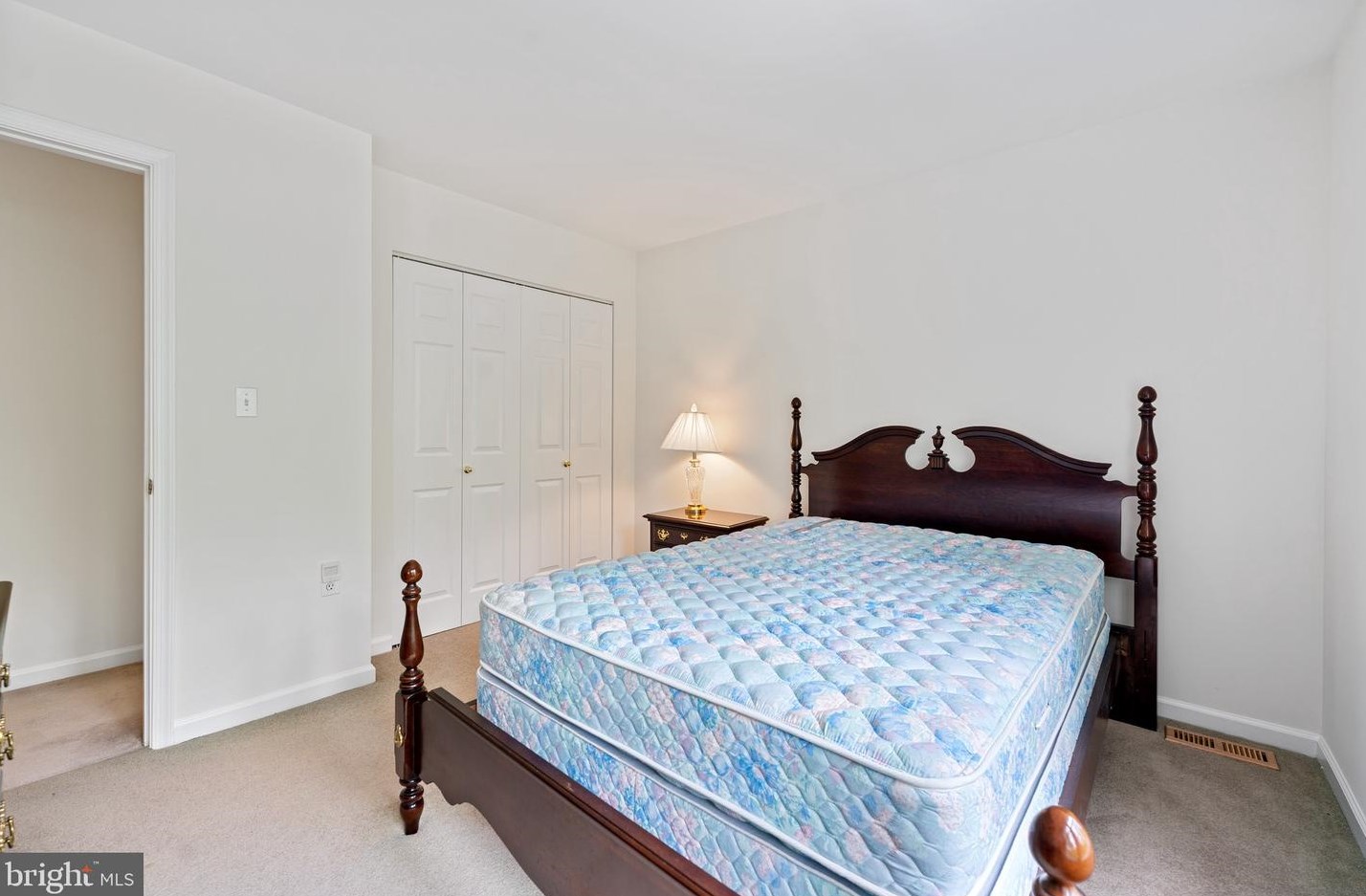 1 Overhill Rd, Baltimore MD  21228-4924 exterior