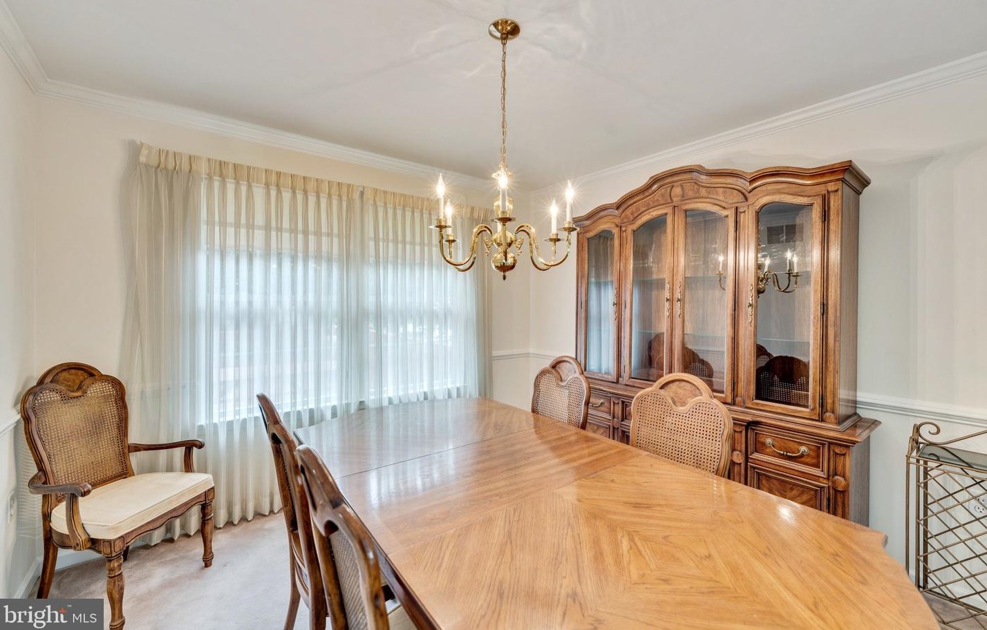 1 Overhill Rd, Baltimore MD  21228-4924 exterior