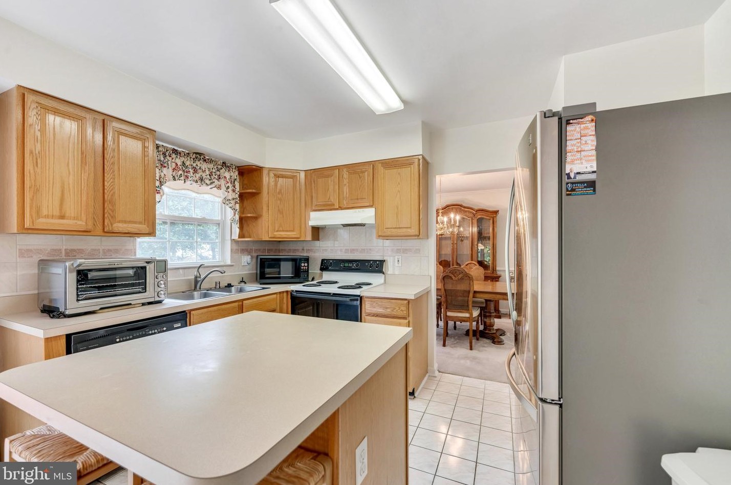 1 Overhill Rd, Baltimore MD  21228-4924 exterior