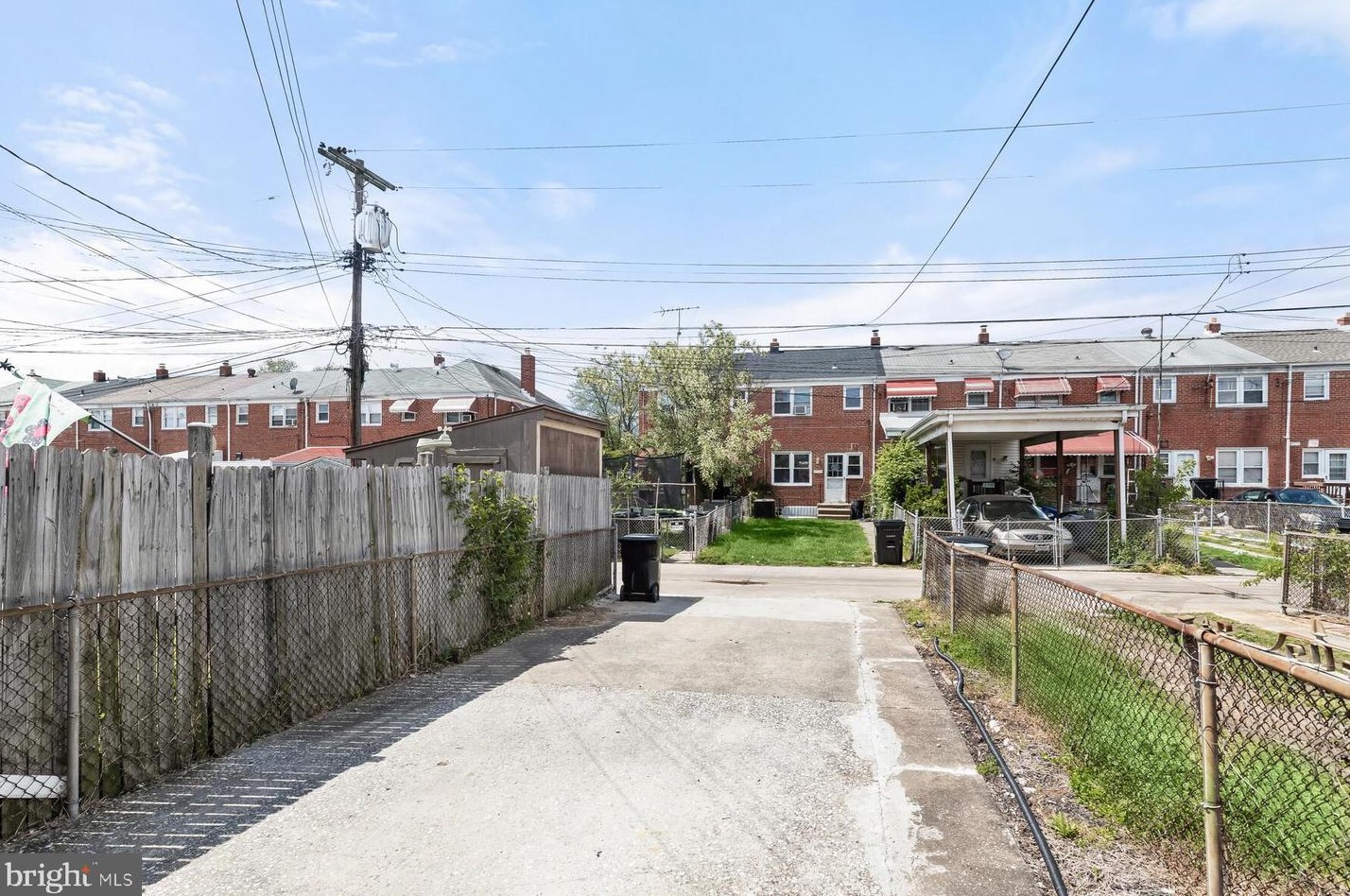 2117 Redthorn Rd, Baltimore MD  21220-4828 exterior