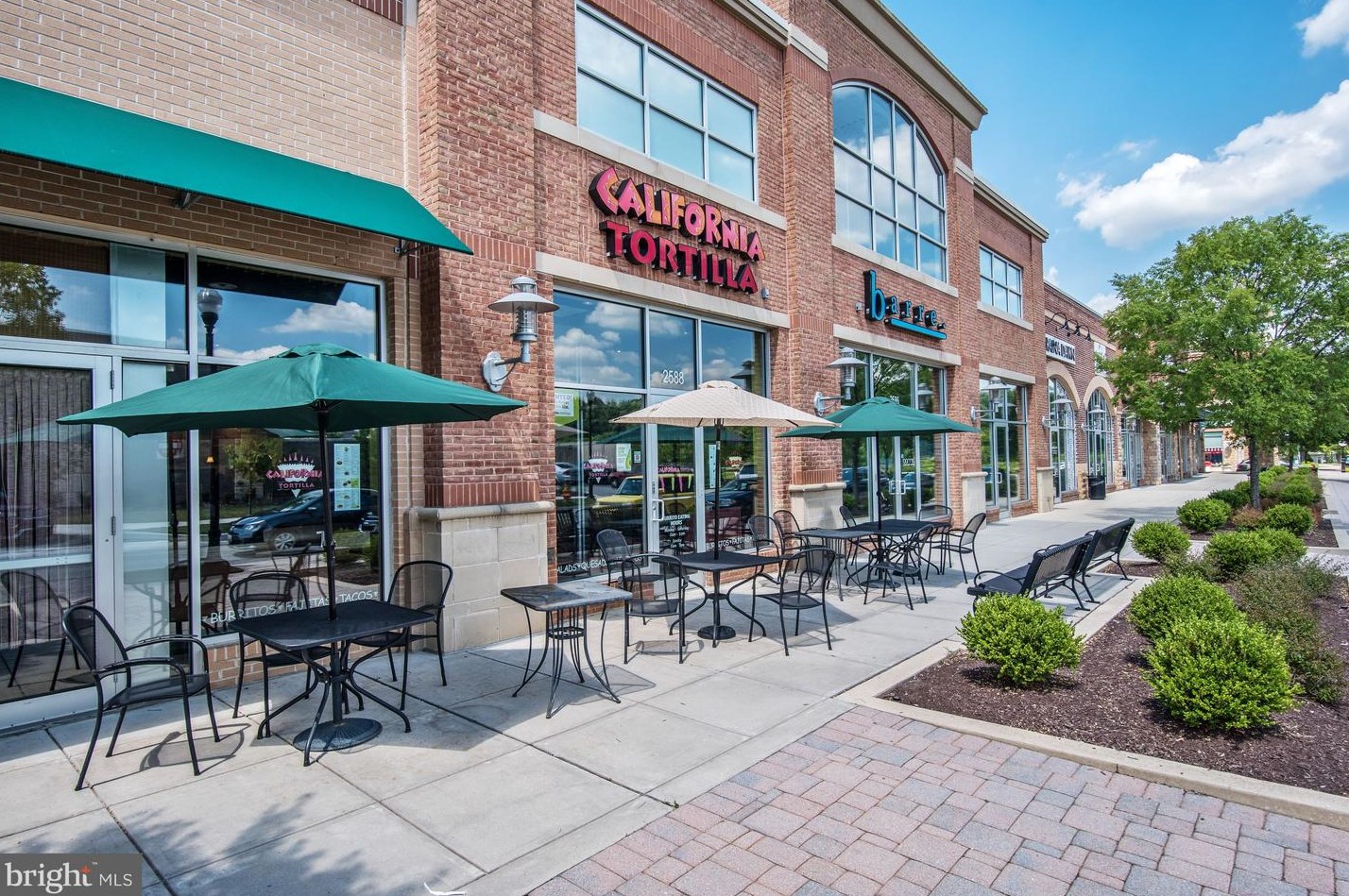 2518 Stone Cliff Dr, Baltimore MD  21209-3733 exterior