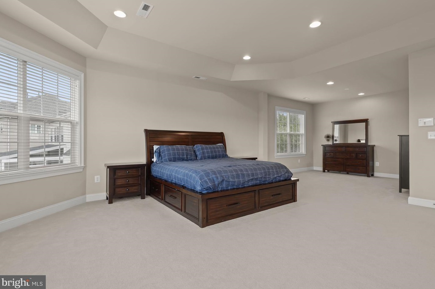 2518 Stone Cliff Dr, Baltimore MD  21209-3733 exterior